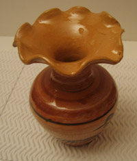 poterie vase en corolle